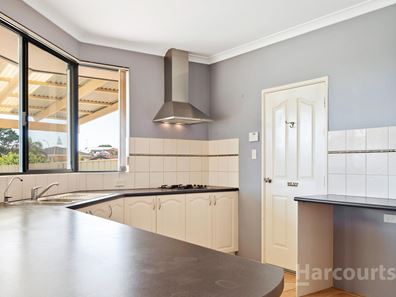 1 Caravel Way, Halls Head WA 6210