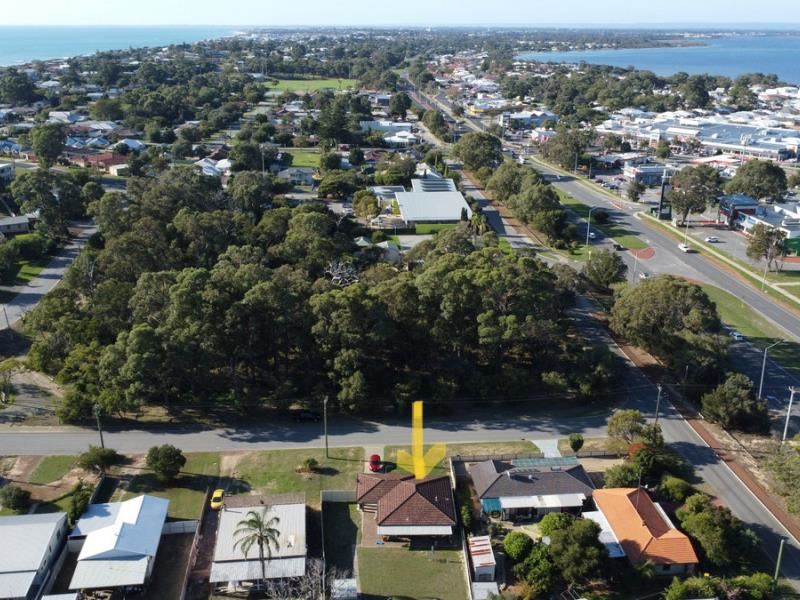 11 Zavia Street, Falcon WA 6210
