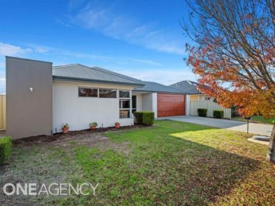 11 Millewa Road, Southern River WA 6110