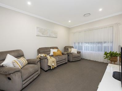 6A Moore Street, Dianella WA 6059