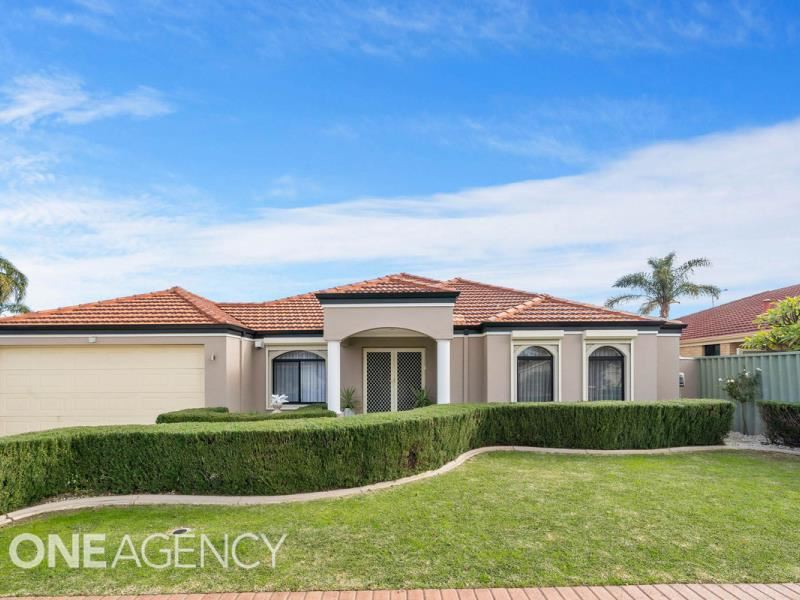 14 Freshwater Drive, Atwell