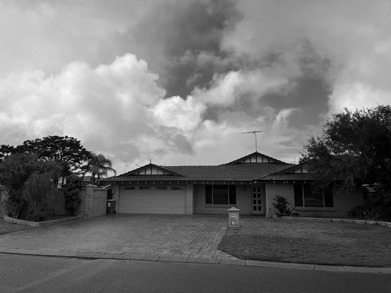 26 Admiralty Crescent, Halls Head WA 6210