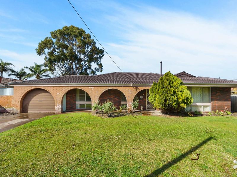 70 Pinetree Gully Road, Willetton WA 6155