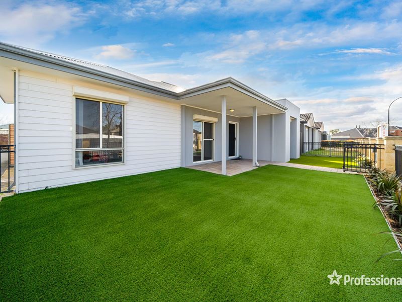 25 Waite Ridge, Aveley