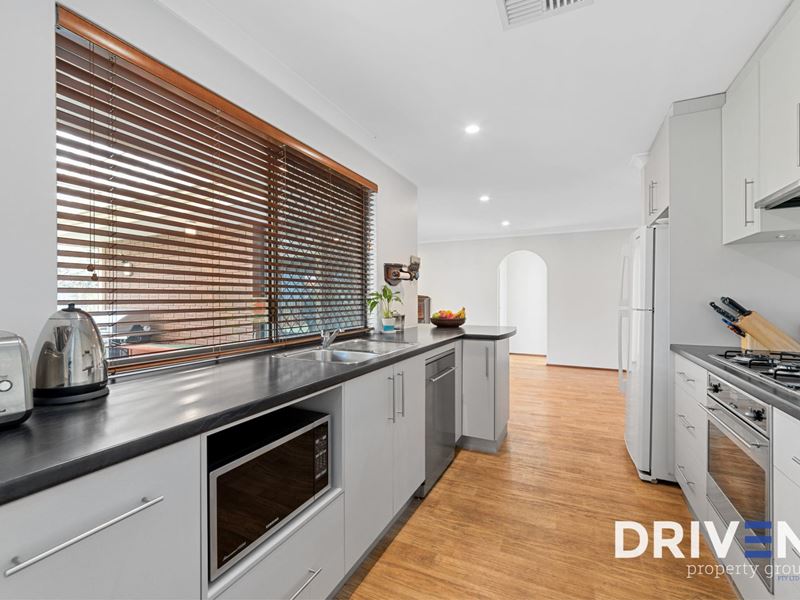 51 Glencairn Way, Parkwood