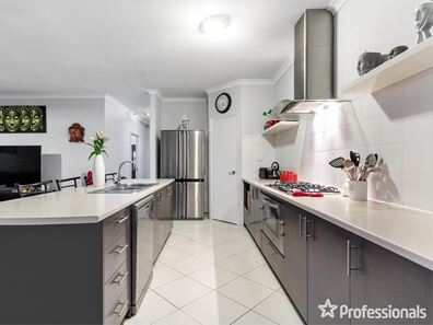 10 Correa Way, Baldivis WA 6171