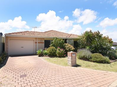 72 Dalvik Avenue, Merriwa WA 6030