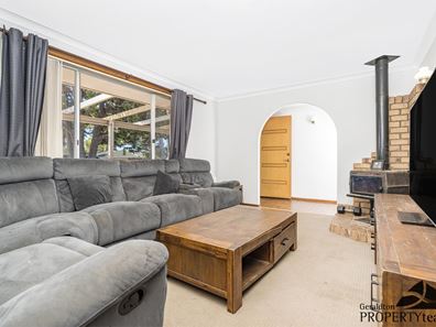 8 Earle Place, Utakarra WA 6530