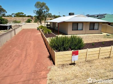 13 Knight Street, Northam WA 6401