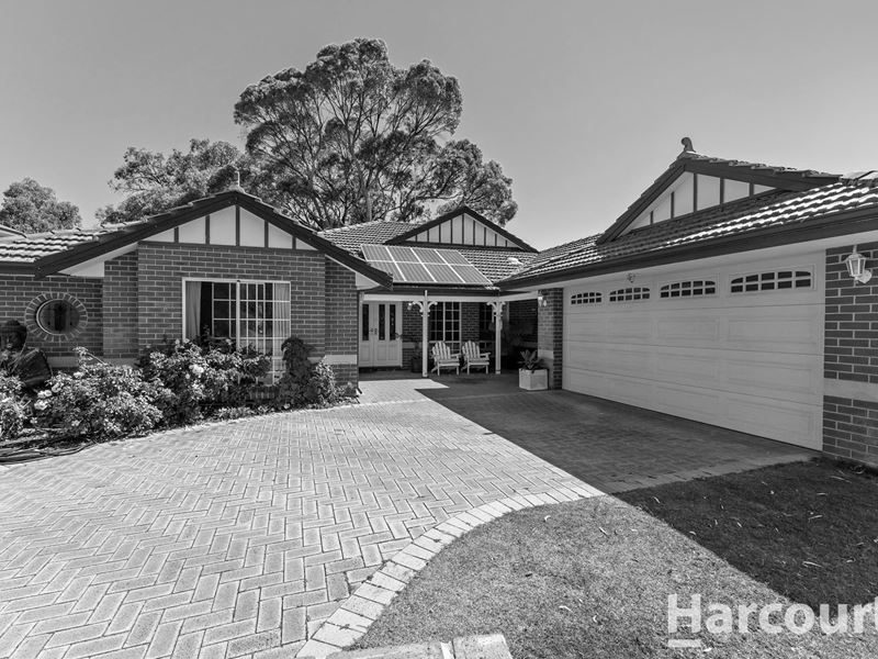 35 Grandmere Parade, Meadow Springs WA 6210