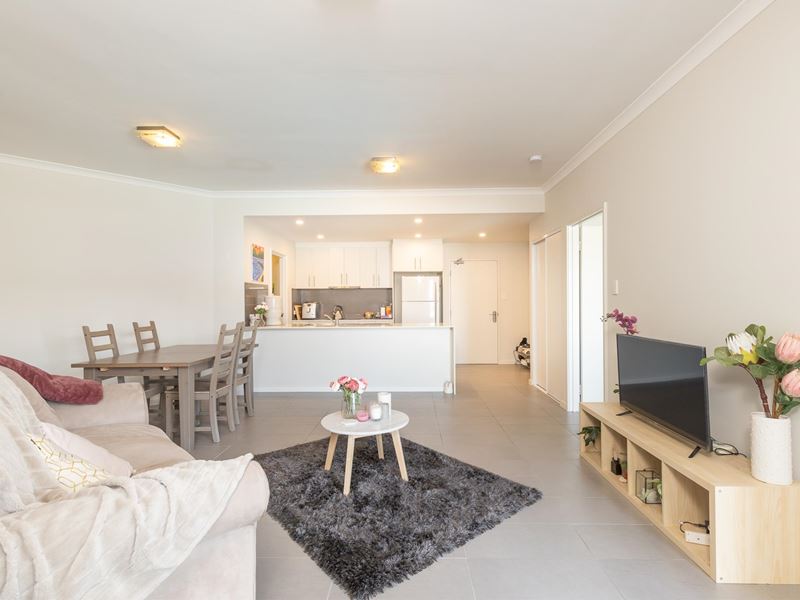 40/177 Stirling Street, Perth