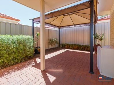 42/135 Challis Road, Seville Grove WA 6112