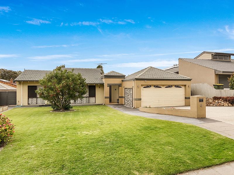 4 Almadine Drive, Carine