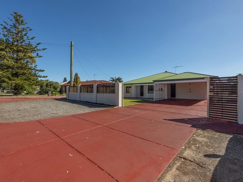35 Noreena Avenue, Golden Bay