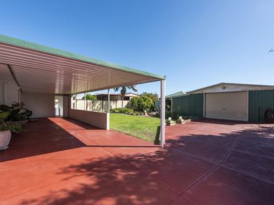 35 Noreena Avenue, Golden Bay WA 6174