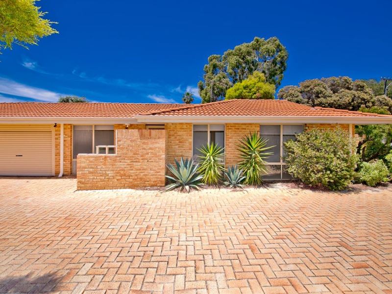 9/10 Dolan Way, Lockridge