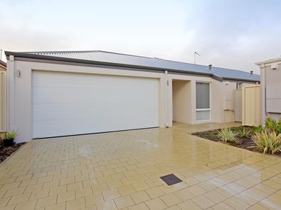 10/6 Chipping Crescent, Butler WA 6036
