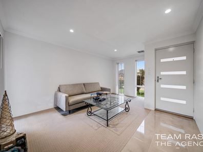 203 Suffolk Street, Caversham WA 6055