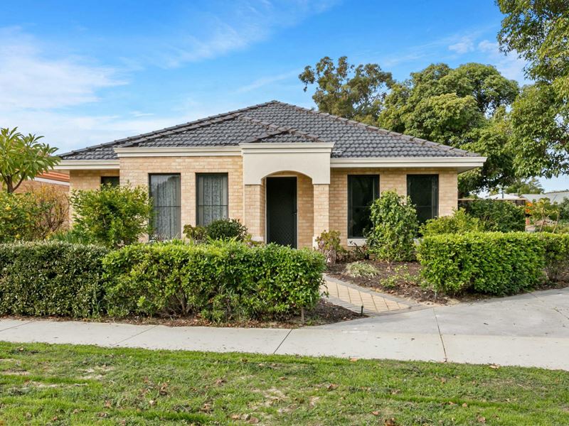 2 Griffin Crescent, Manning