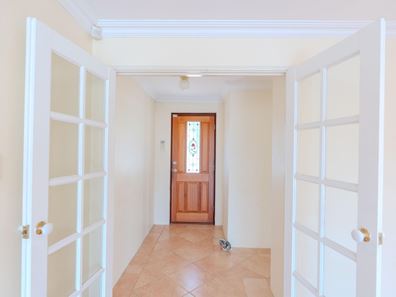 207A Holbeck Street, Doubleview WA 6018