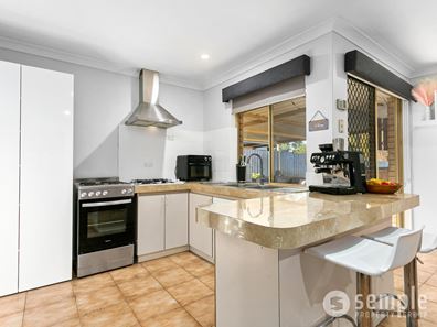 30 South Lake Drive, South Lake WA 6164