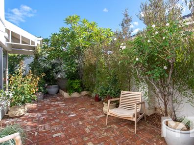 56b Westbury Crescent, Bicton WA 6157