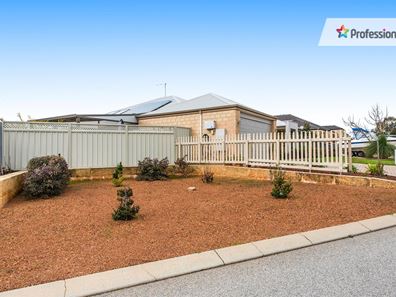 7 Varia Way, Halls Head WA 6210