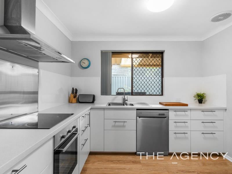 4/355 Canning Highway, Como