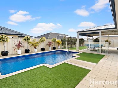 9 Pattison Ridge, Madora Bay WA 6210