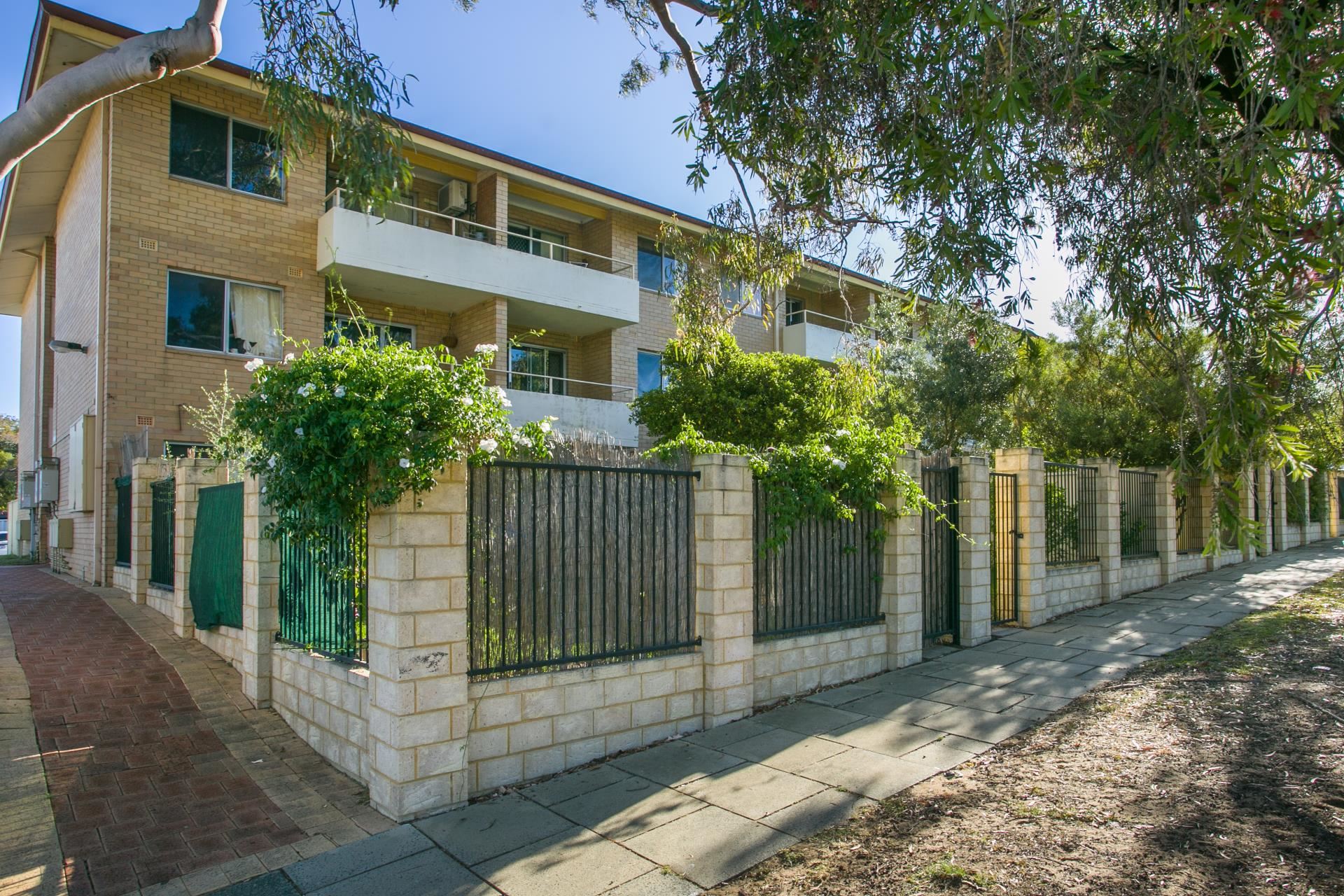 3/161 Holland Street, Fremantle WA 6160