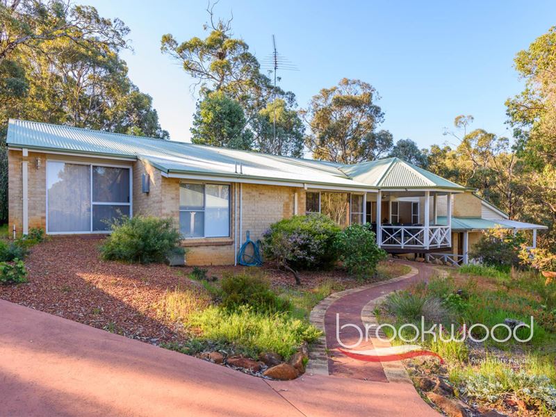 2 Rachel Court, Glen Forrest
