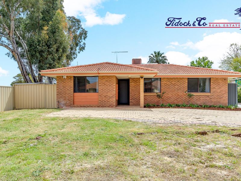 29 Cambell Road, Armadale WA 6112