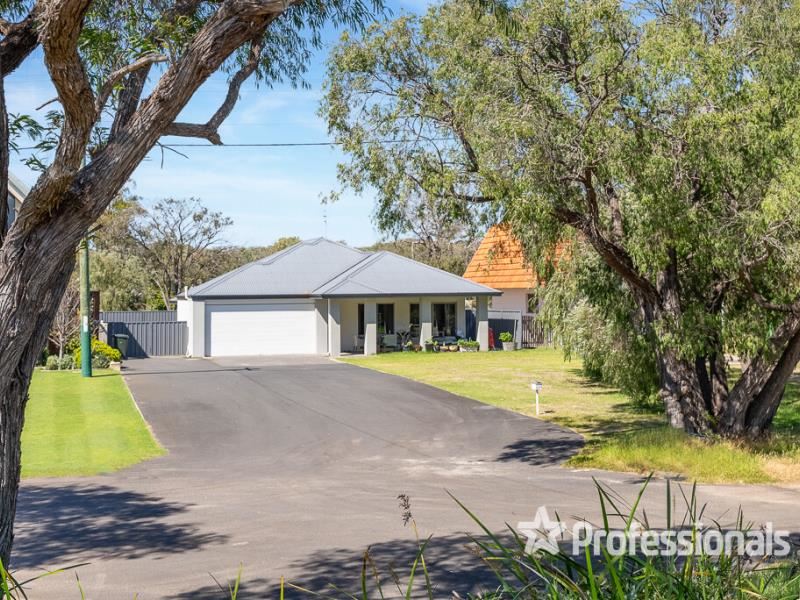 668 Geographe Bay Road, Broadwater
