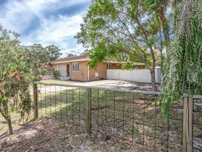 4B Vanston Court, Kelmscott WA 6111