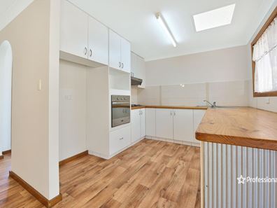 5 McAleer Drive, Mahomets Flats WA 6530