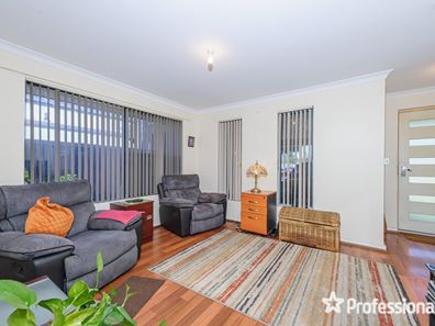 45 Centre Circle, Ellenbrook WA 6069