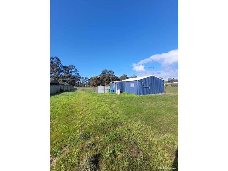 115 Third Avenue, Kendenup