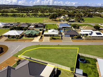 1 Pead Fairway, Waggrakine WA 6530