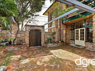 229A South Terrace, South Fremantle WA 6162