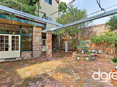 229A South Terrace, South Fremantle WA 6162