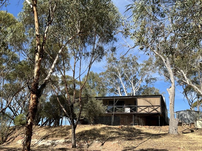 37 Ralph Court, Bejoording WA 6566