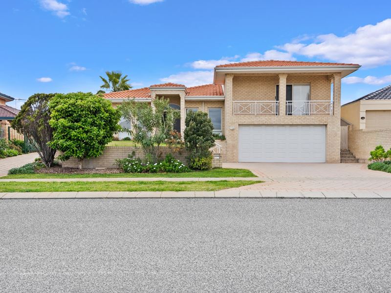 4A Ashmore Way, Sorrento WA 6020