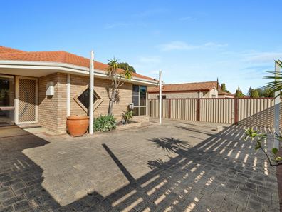 23 Pollard Way, Warnbro WA 6169