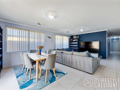 12 Yacht Way, Two Rocks WA 6037