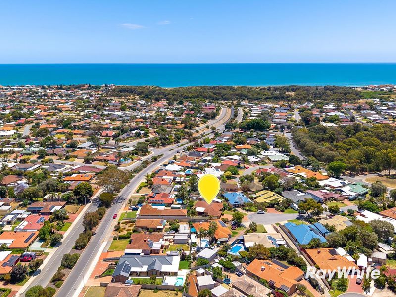 5 Maitland Close, Halls Head WA 6210