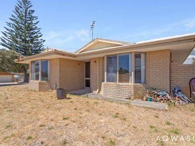 2 Karunjie Road, Golden Bay WA 6174