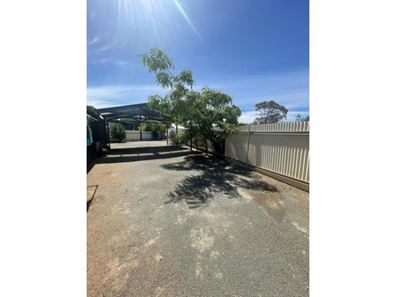 32B Talmalmo Place, South Kalgoorlie WA 6430