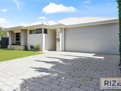 33 Solandri Bend, Banksia Grove WA 6031