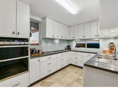 18W/14-18 Kings Park Avenue, Crawley WA 6009