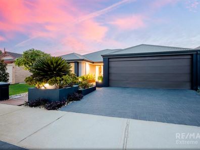 4 Rosegreen Avenue, Butler WA 6036